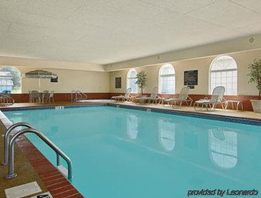 Super 8 By Wyndham Sheldon Hotel Fasilitas foto